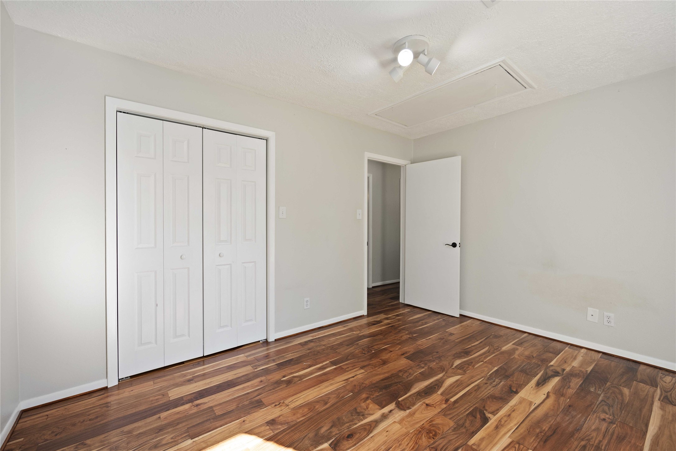 9809 Condor Drive Conroe, TX 77385 - Photo 19 of 24 Gallery Image 19