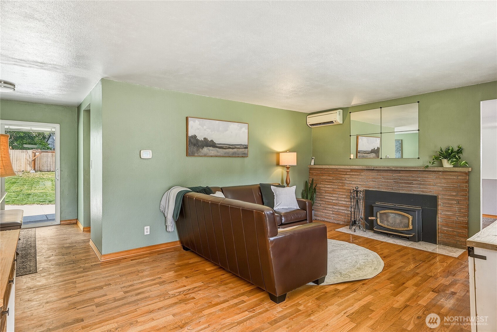 20818 77th Place West Edmonds, WA 98026 - Photo 5 of 39