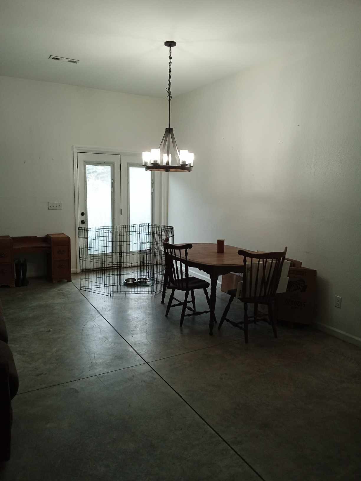 192 Bell Road Morrison, TN 37357 - Photo 9 of 13 a dining room with furniture and window