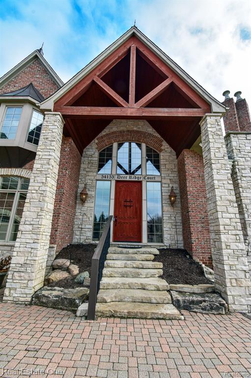 54153 Deer Ridge Court Rochester, MI 48307 - Photo 4 of 30