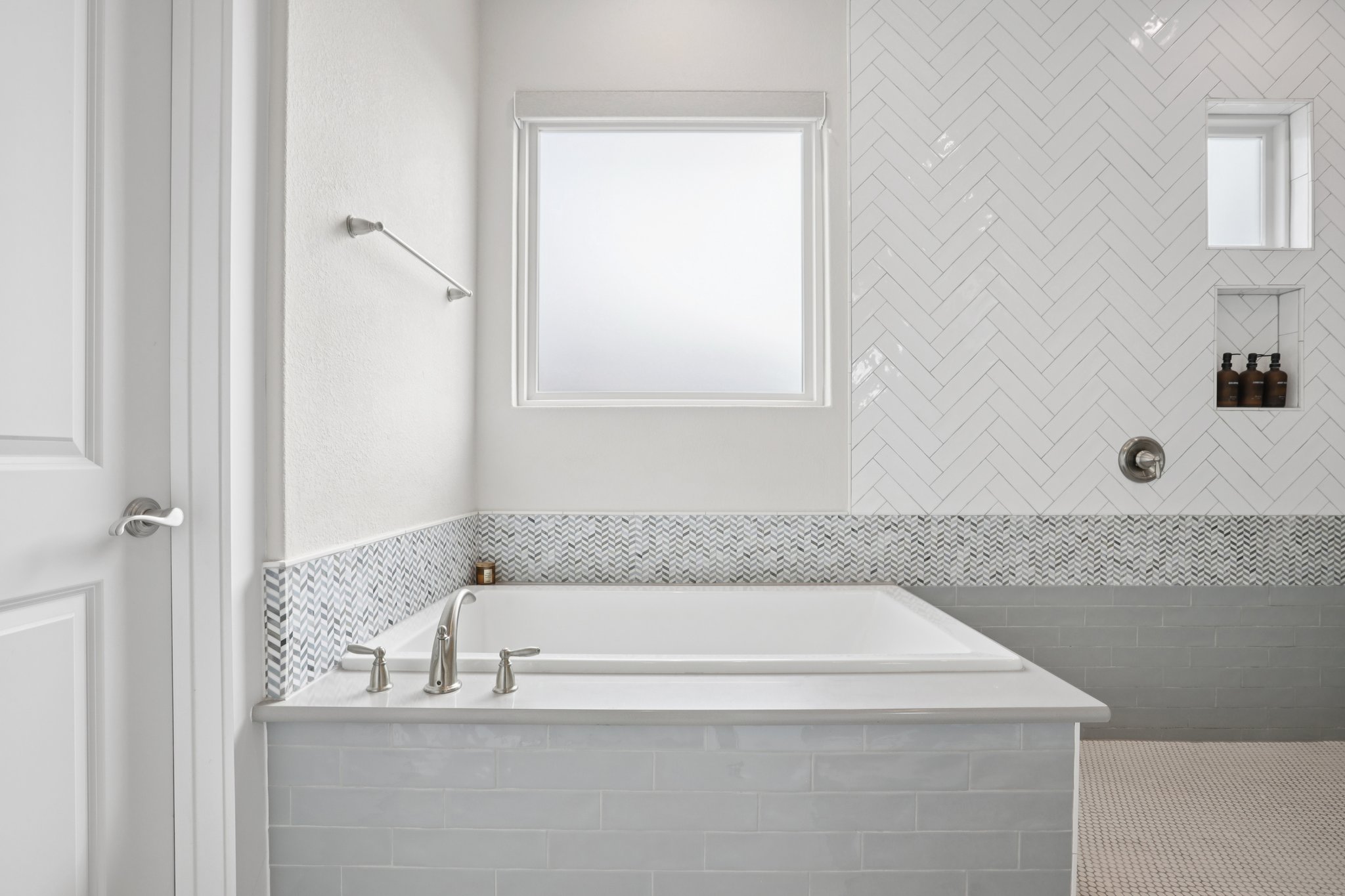 101 Cascading Water Place Austin, TX 78734 - Photo 21 of 36