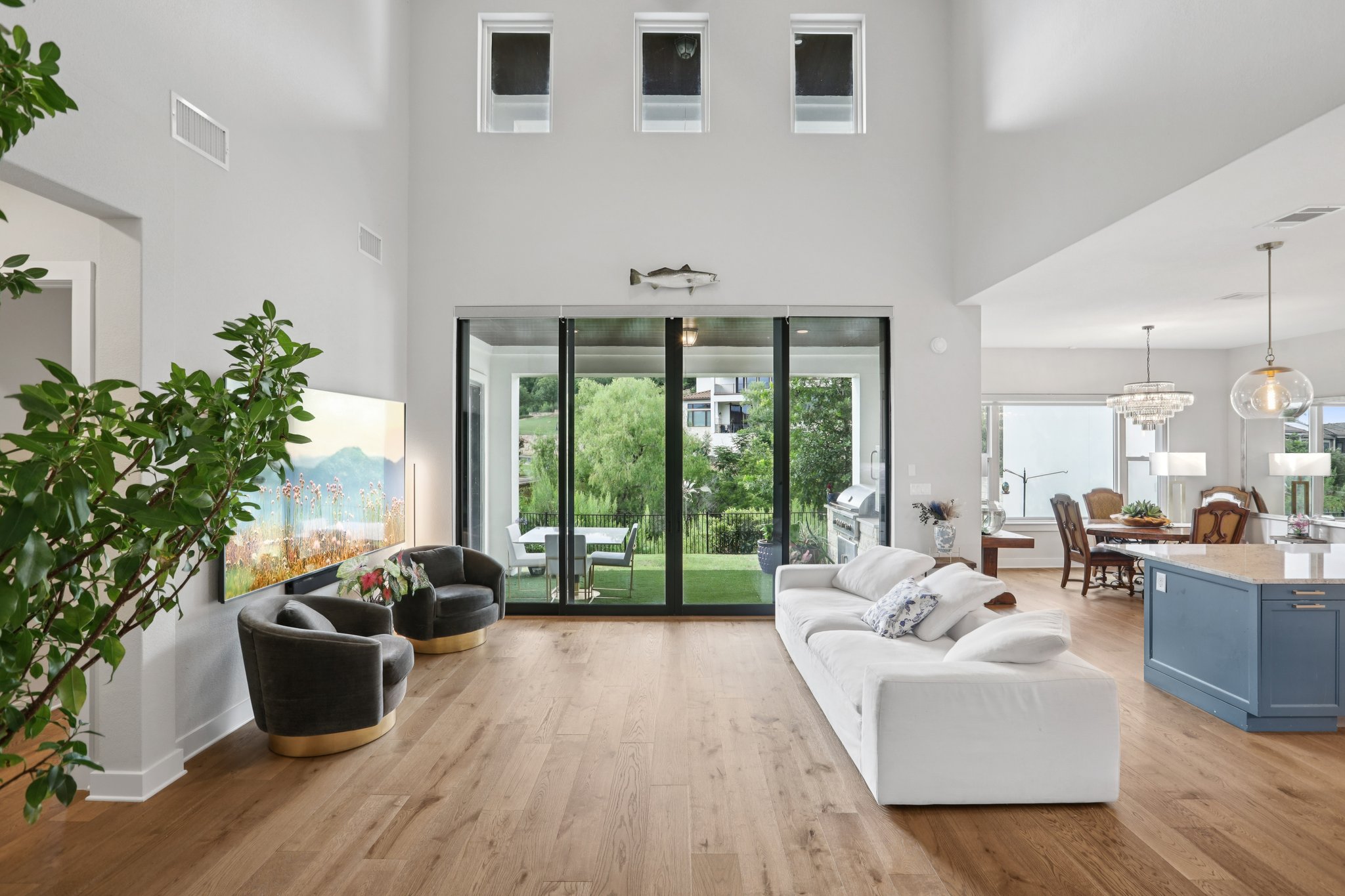 101 Cascading Water Place Austin, TX 78734 - Photo 4 of 36