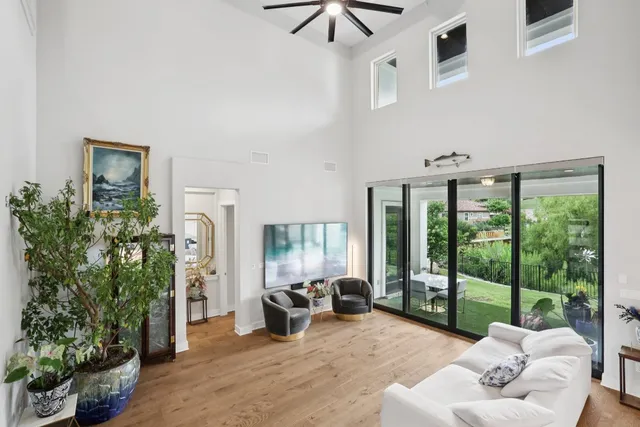 $999,990 | 101 Cascading Water Place, Austin, TX 78734