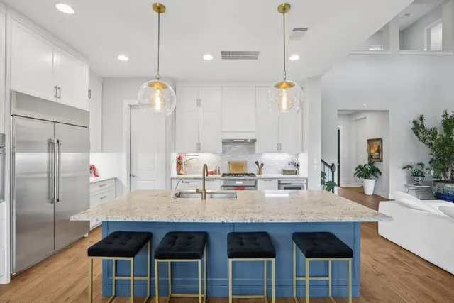 $999,990 | 101 Cascading Water Place, Austin, TX 78734