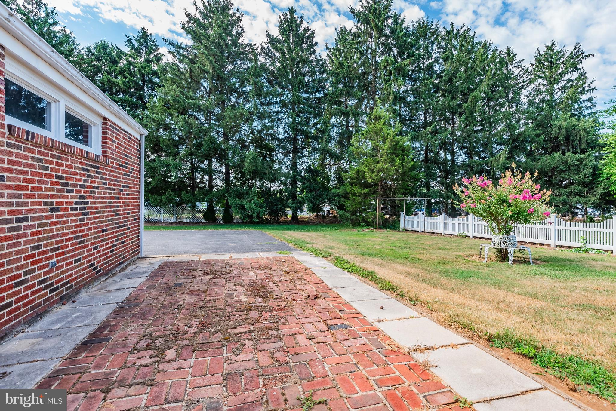 4724 East Trindle Road Mechanicsburg, PA 17050 - Photo 32 of 33 Gallery Image 32