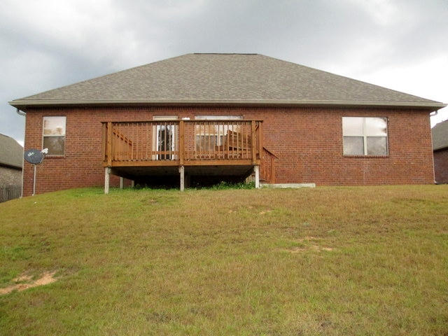 511 Pheasant Trail Crestview, FL 32536 - Photo 50 of 50 a front view of a house with a yard