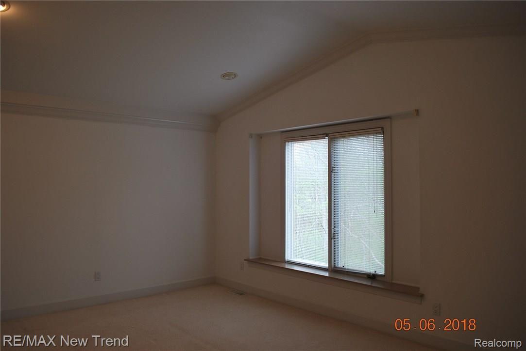 22150 River Ridge Trail, Unit 110 Farmington, MI 48335 - Photo 19 of 23 DSC_0020.JPG