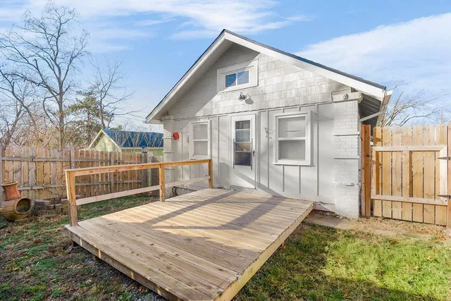 $174,999 | 4201 South Thompson Street, Kansas City, KS 66103