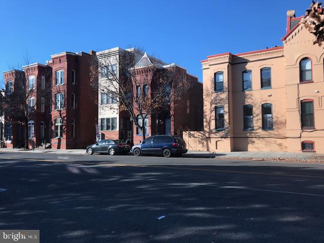1720 9th Street Northwest Washington, DC 20001 - Photo 2 of 30