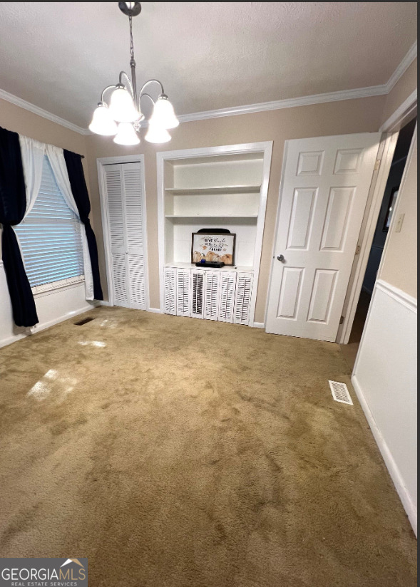 415 Riddleville Road Sandersville, GA 31082 - Photo 11 of 19 a view of a livingroom with window