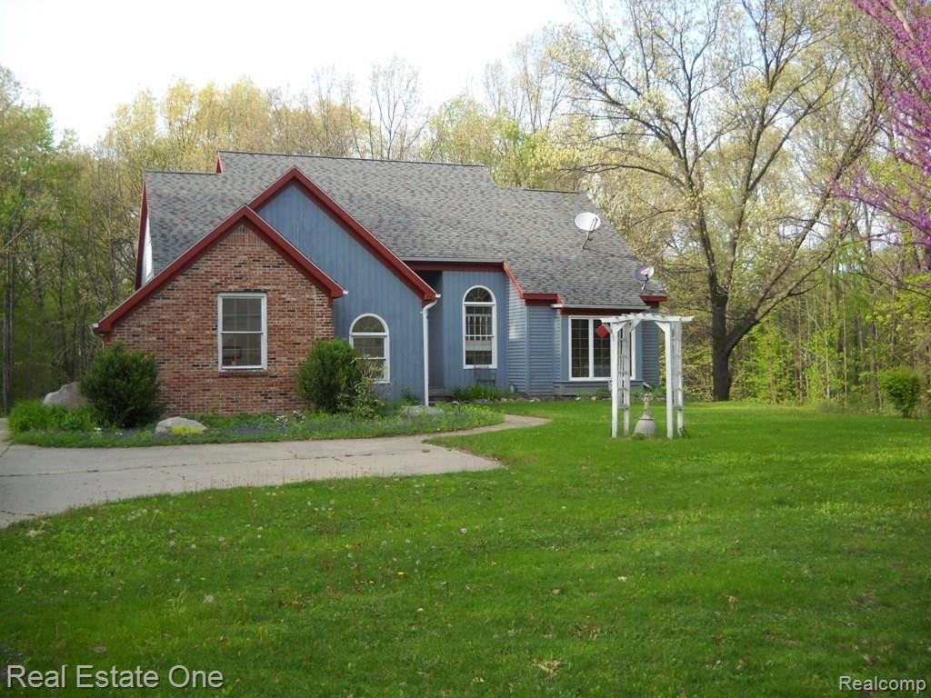 8550 Crofoot Road Fowlerville, MI 48836 - Photo 1 of 14 Crofoot exterior.JPG