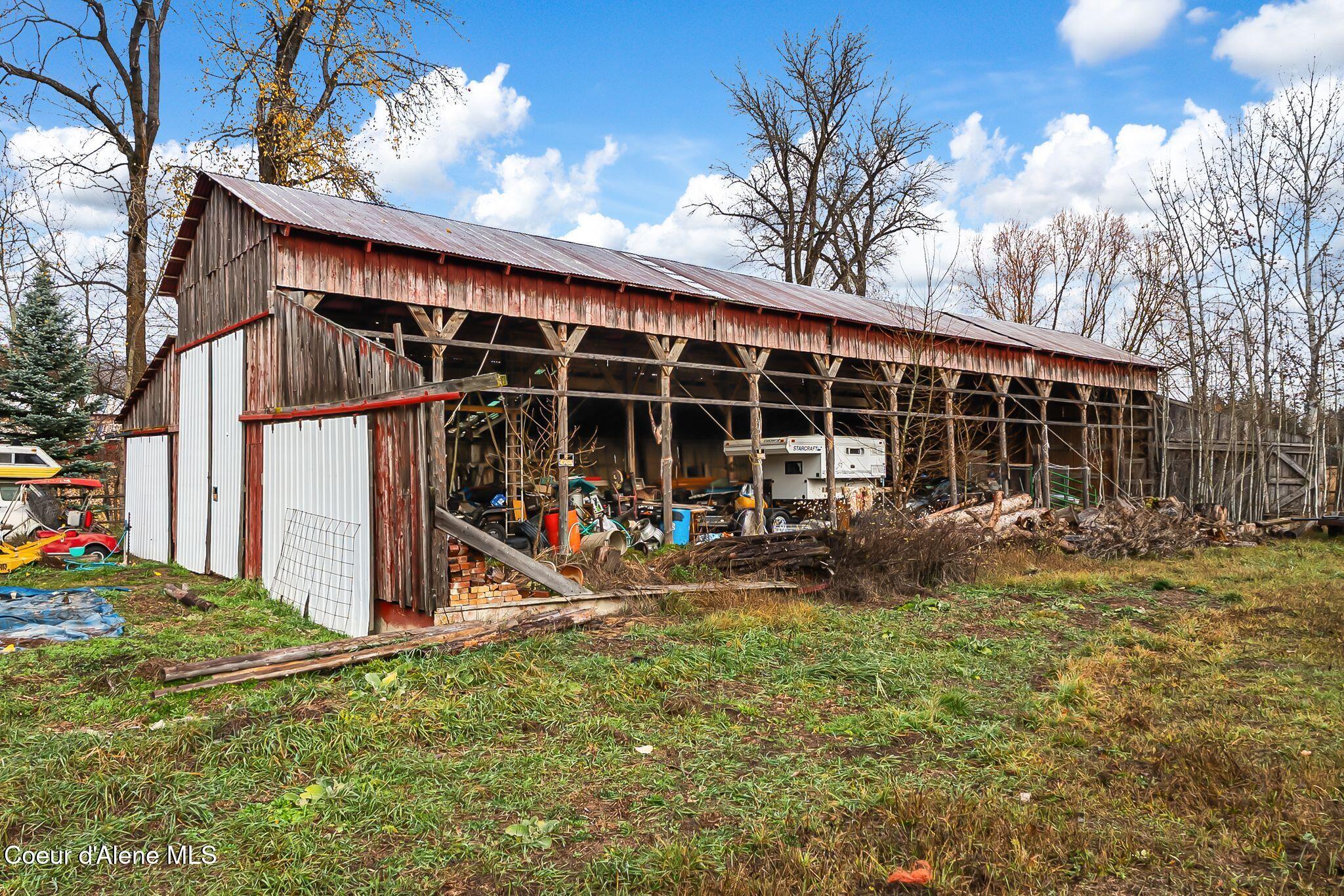 2844 Mcarthur Lake Road Naples, ID 83847 - Photo 56 of 59 .
