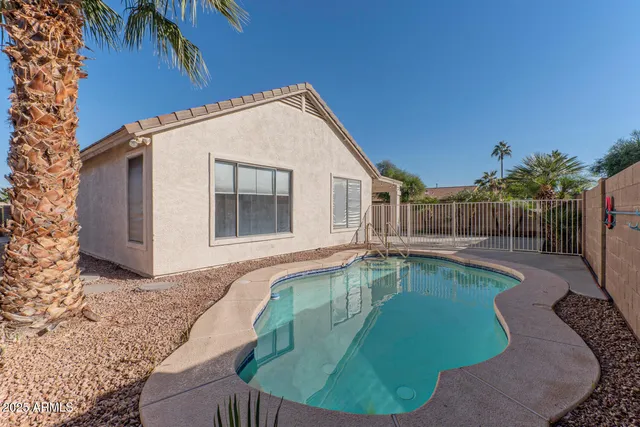 $2,600 | 11605 West La Reata Avenue, Avondale, AZ 85392
