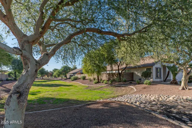 $2,600 | 11605 West La Reata Avenue, Avondale, AZ 85392