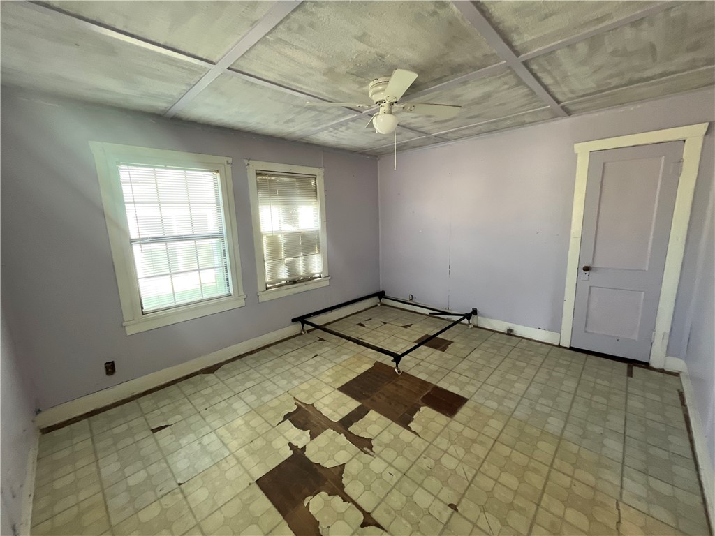503 Johnson Street Freer, TX 78357 - Photo 10 of 24 a view of a bedroom with a balcony