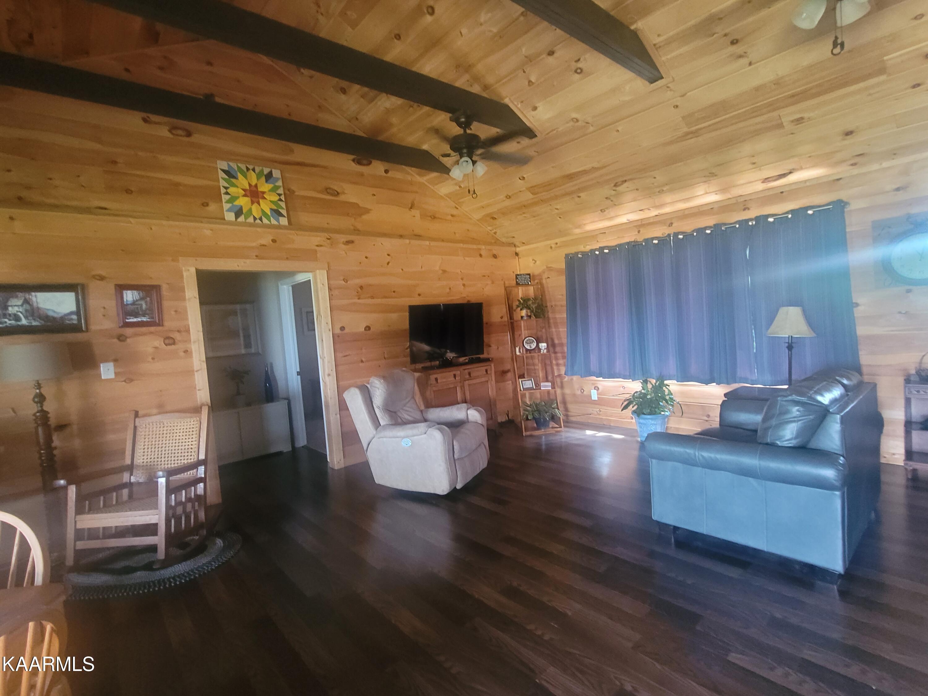 1205 Golden Pointe Road Spencer, TN 38585 - Photo 24 of 34 20220717_110507