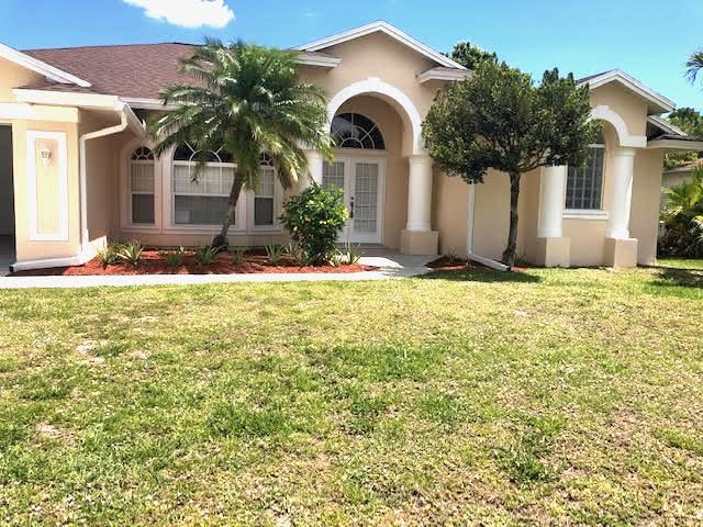 3292 Southeast W Snow Road Port St. Lucie, FL 34984 - Photo 2 of 27 0-11