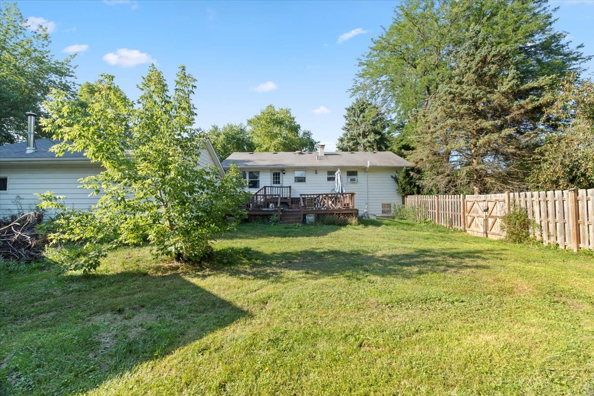 3507 Atlantic Avenue Gurnee, IL 60031 - Photo 28 of 33 a view of a house with a yard and sitting area