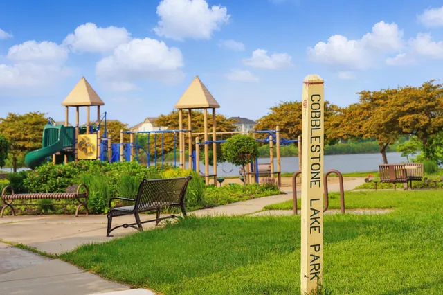 $521,525 | 1044 Adamstown Drive, Rosemount, MN 55068