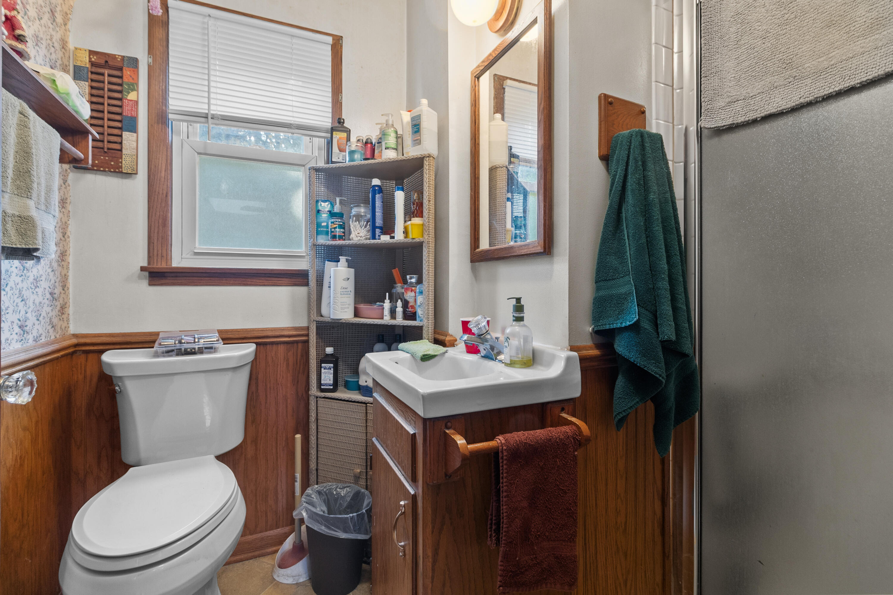 8512 Caldwell Road Mukwonago, WI 53149 - Photo 21 of 36 Bathroom