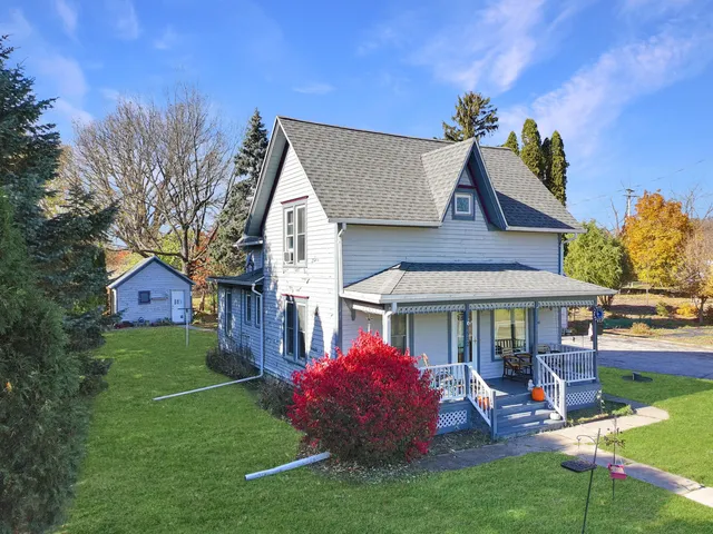 $344,900 | 8512 Caldwell Road, Mukwonago, WI 53149