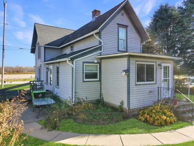 $344,900 | 8512 Caldwell Road, Mukwonago, WI 53149