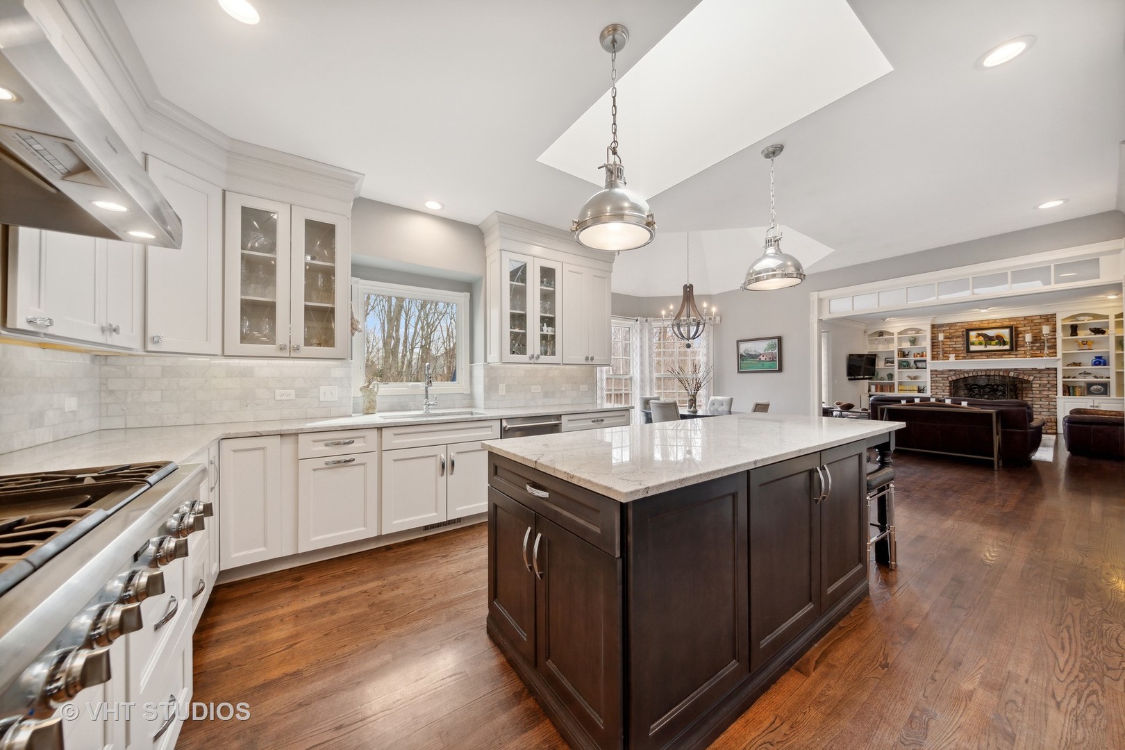 705 Fox Glen Drive St. Charles, IL 60174 - Photo 6 of 49 a kitchen with lots of counter space and a sink