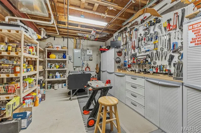 $289,000 | 145 Brickyard Drive, Golden Eagle, IL 62036