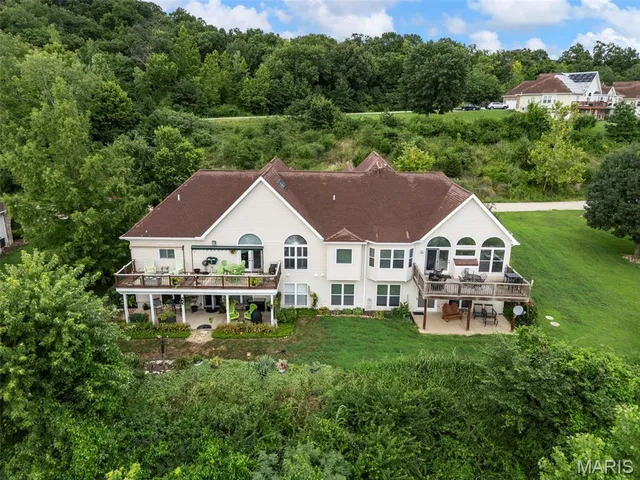 $289,000 | 145 Brickyard Drive, Golden Eagle, IL 62036