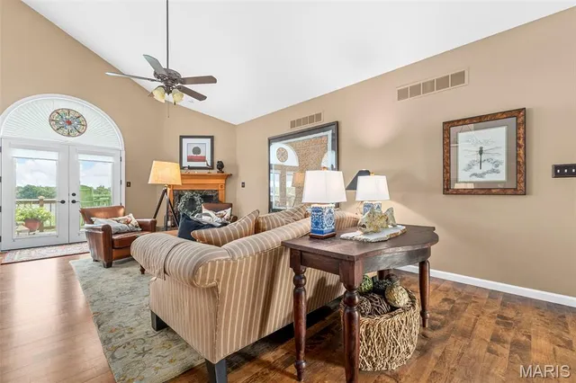 $289,000 | 145 Brickyard Drive, Golden Eagle, IL 62036