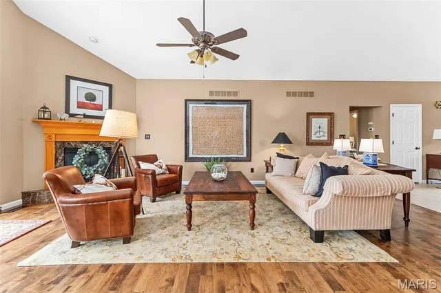 $289,000 | 145 Brickyard Drive, Golden Eagle, IL 62036