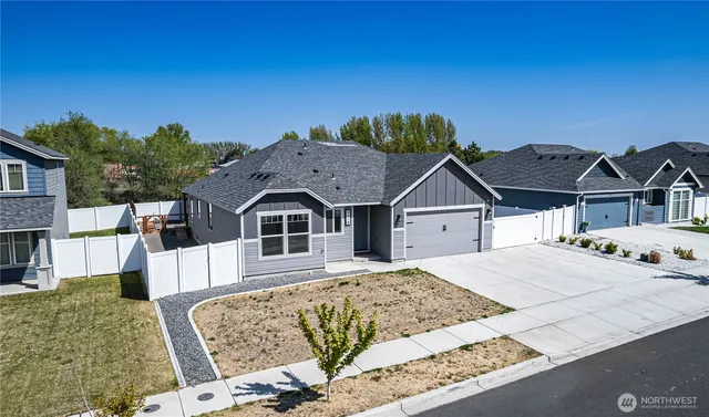 $398,000 | 4618 Thrush Street, Moses Lake, WA 98837