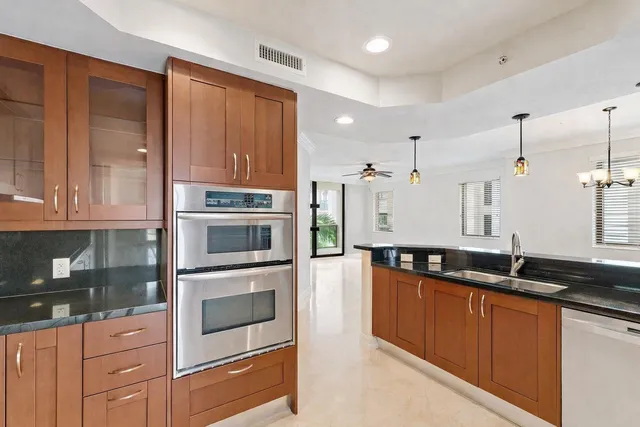 $7,500 | 3620 Gardens Parkway, Unit 401B, Palm Beach Gardens, FL 33410