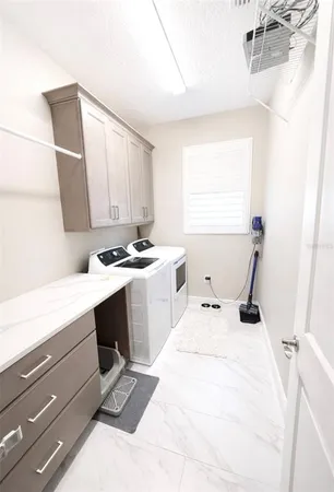 $4,600 | 1055 Waterline Court, Sarasota, FL 34240