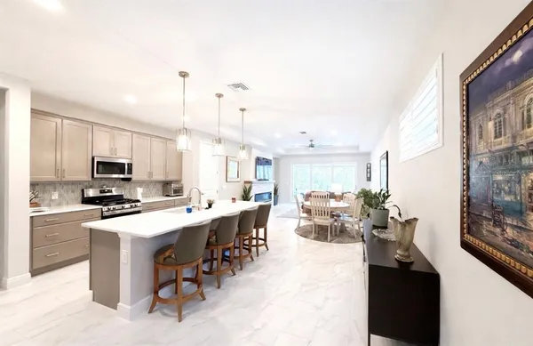 $4,600 | 1055 Waterline Court, Sarasota, FL 34240
