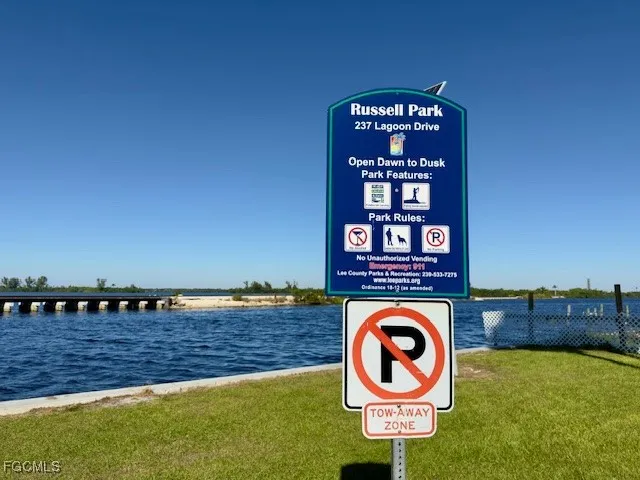 $59,900 | 236 Lagoon Drive, Fort Myers, FL 33905