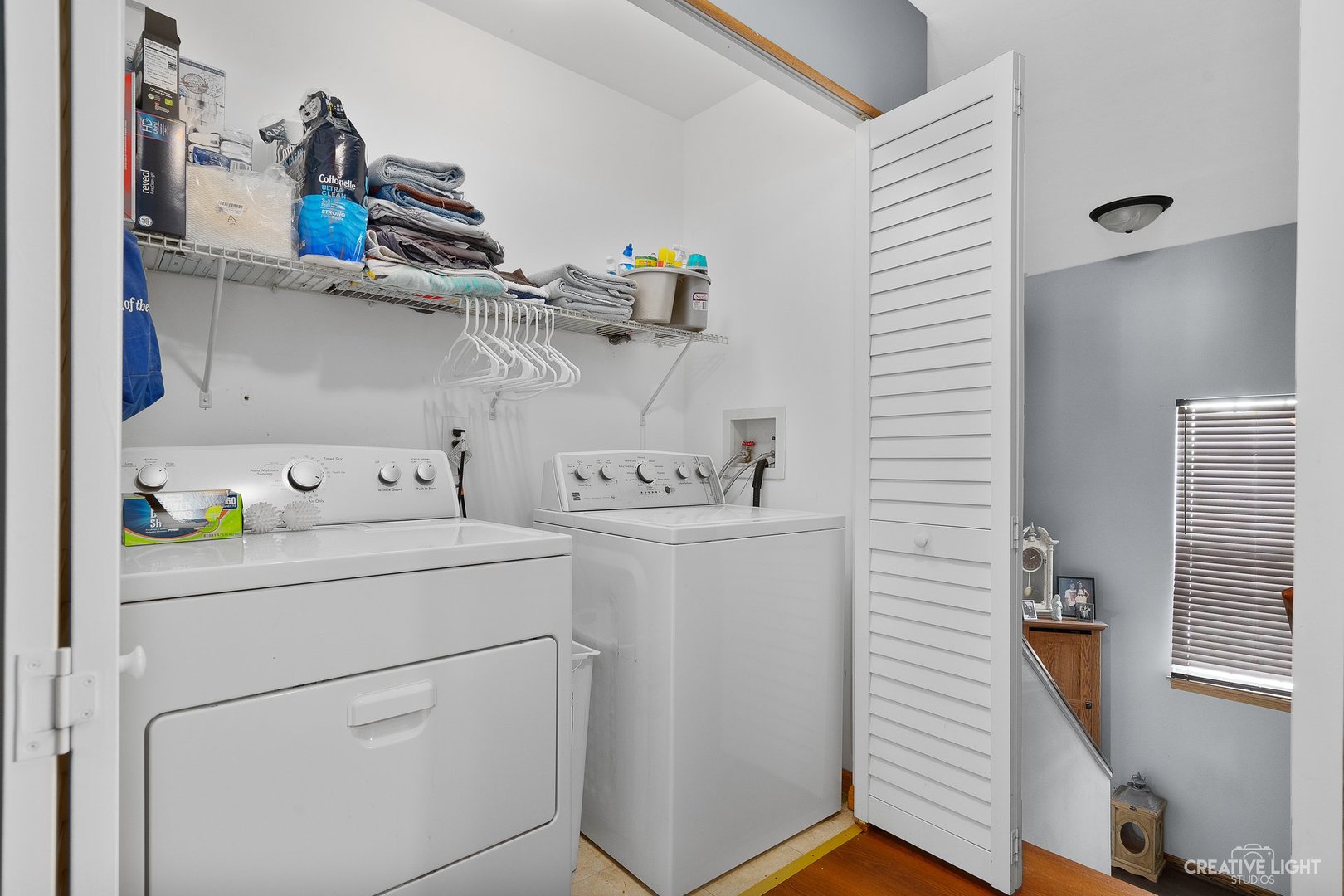 1805 Grandview Place Montgomery, IL 60538 - Photo 13 of 14 a utility room with dryer and washer