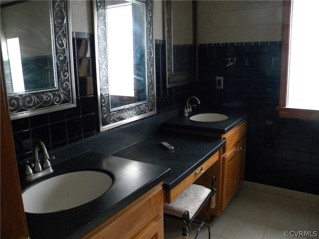 7911 Westney Road Henrico, VA 23231 - Photo 14 of 22 Gallery Image 14