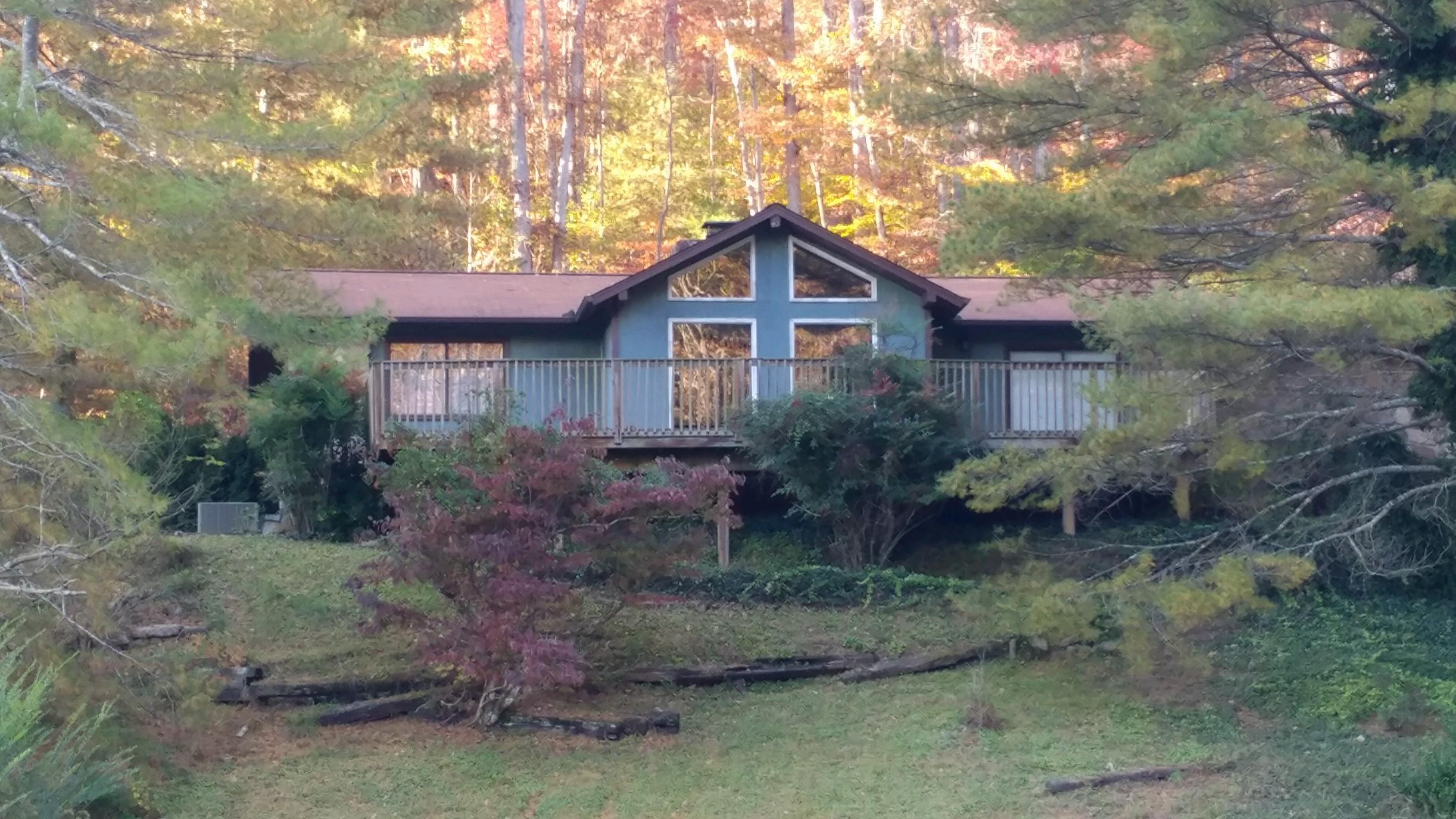 562 Pumpkin Hollow Road Heiskell, TN 37754 - Photo 1 of 34 4 Bedroom