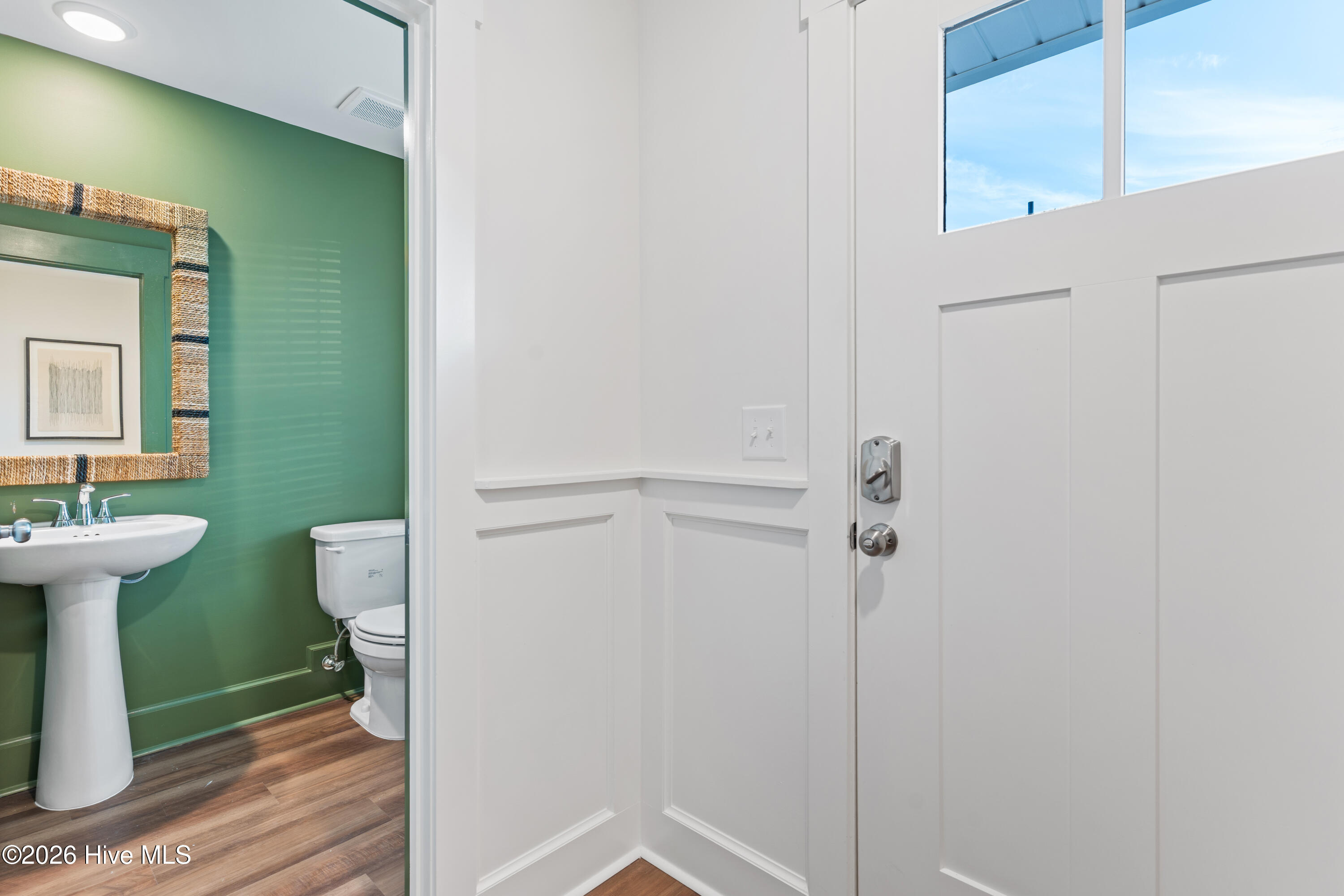 47 West Pioneer Way, Unit 111 Hampstead, NC 28443 - Photo 8 of 31 DP 12 W Farley Dr Sugarhill- Foyer