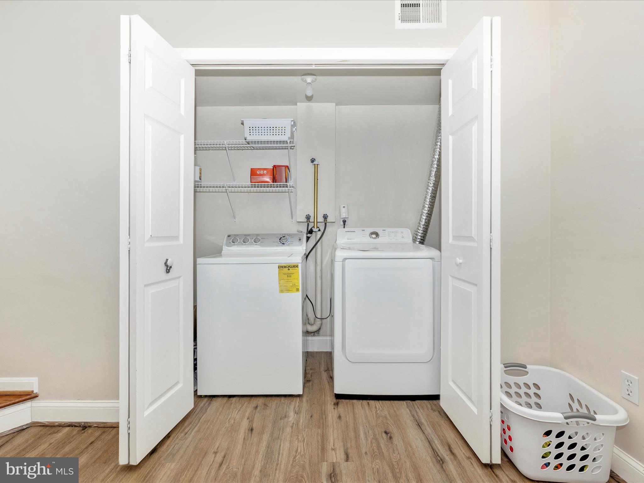 41 Victoria Square Frederick, MD 21702 - Photo 14 of 51 Laundry