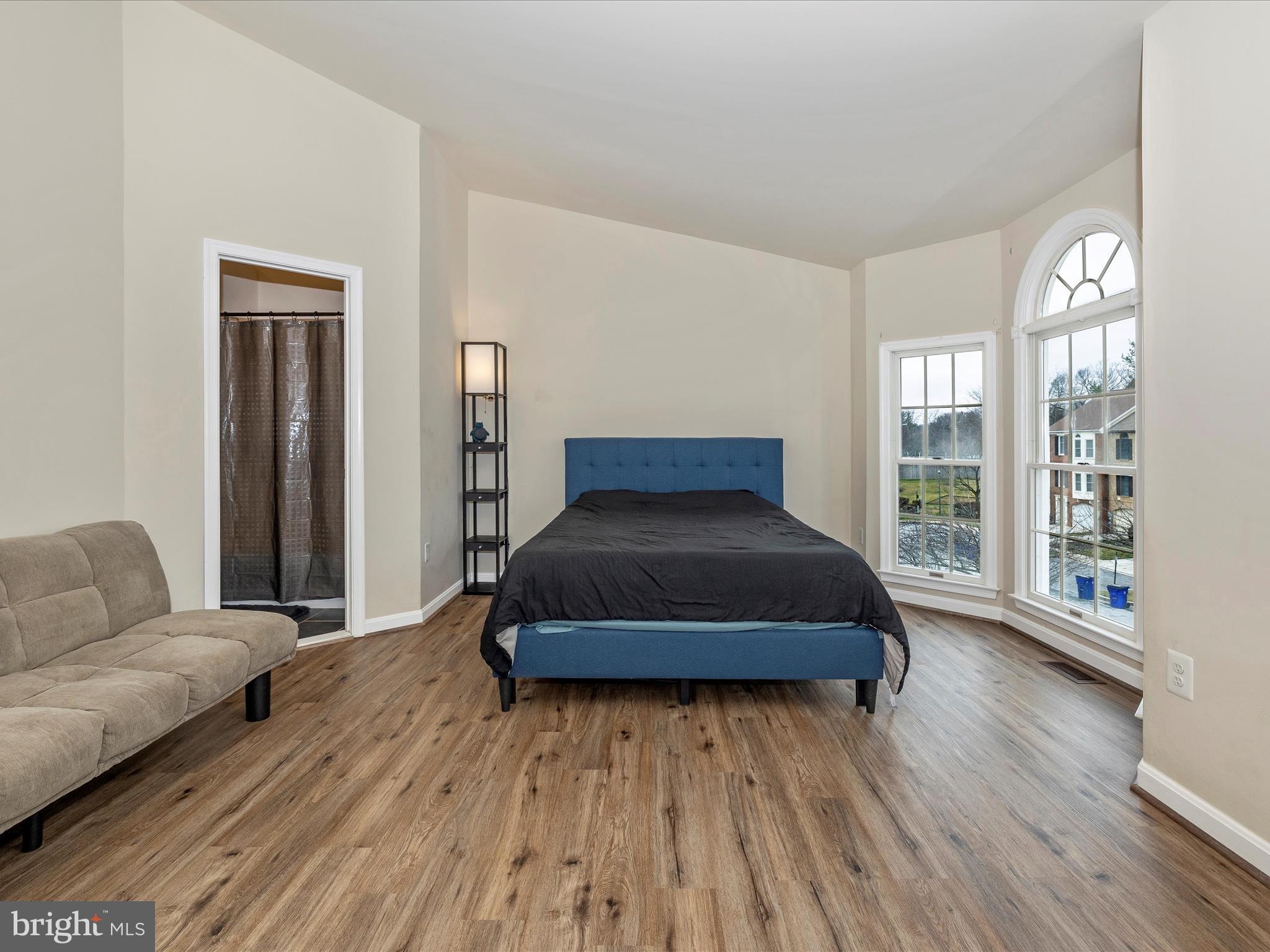 41 Victoria Square Frederick, MD 21702 - Photo 30 of 51 Primary Bedroom