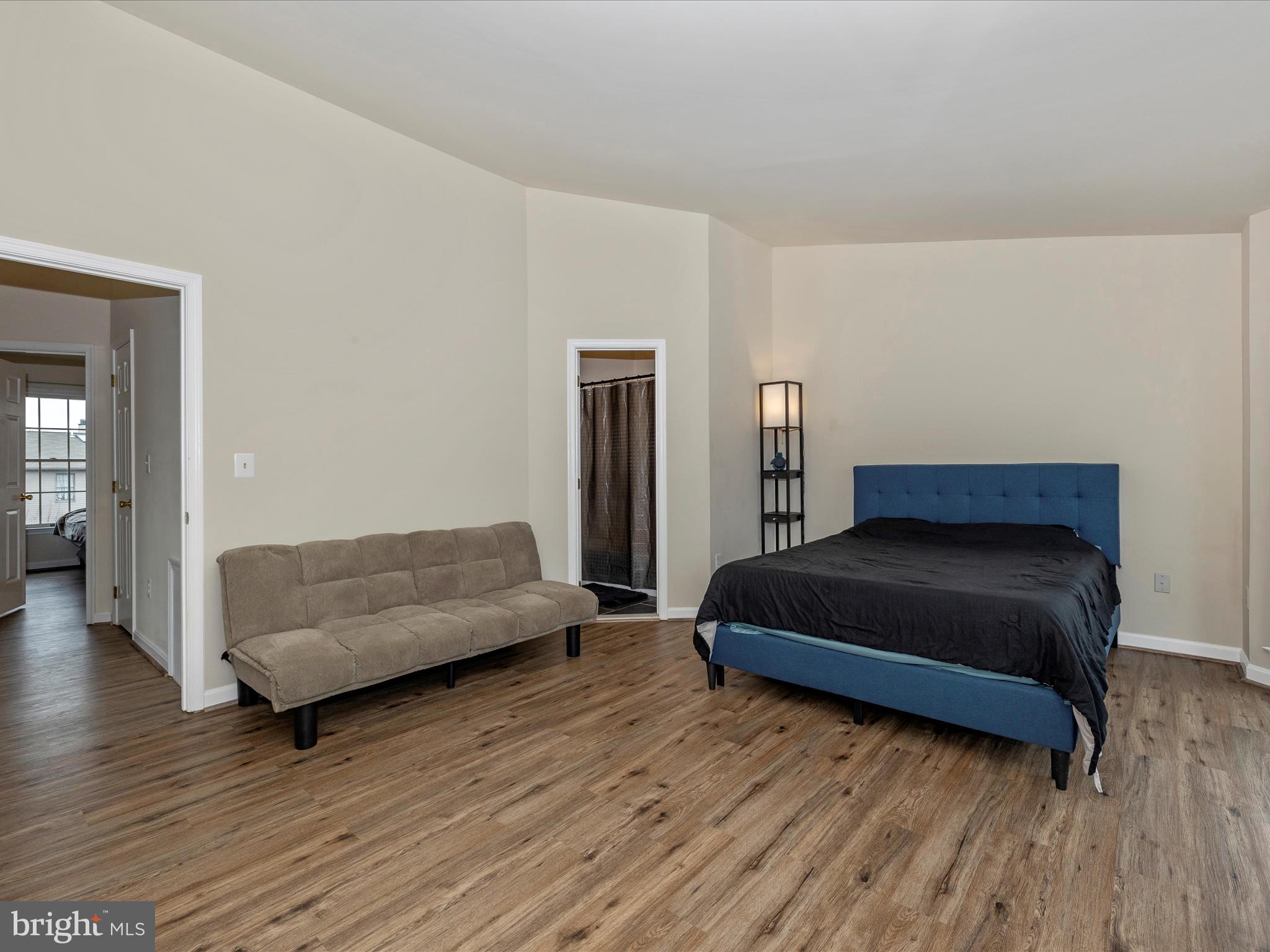 41 Victoria Square Frederick, MD 21702 - Photo 31 of 51 Primary Bedroom