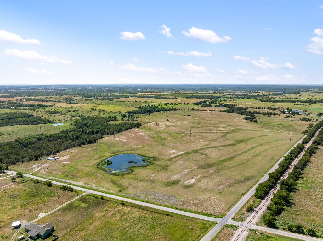 -littig Rd Littig Road Elgin, TX 78621 - Photo 2 of 37 a view of an ocean and city