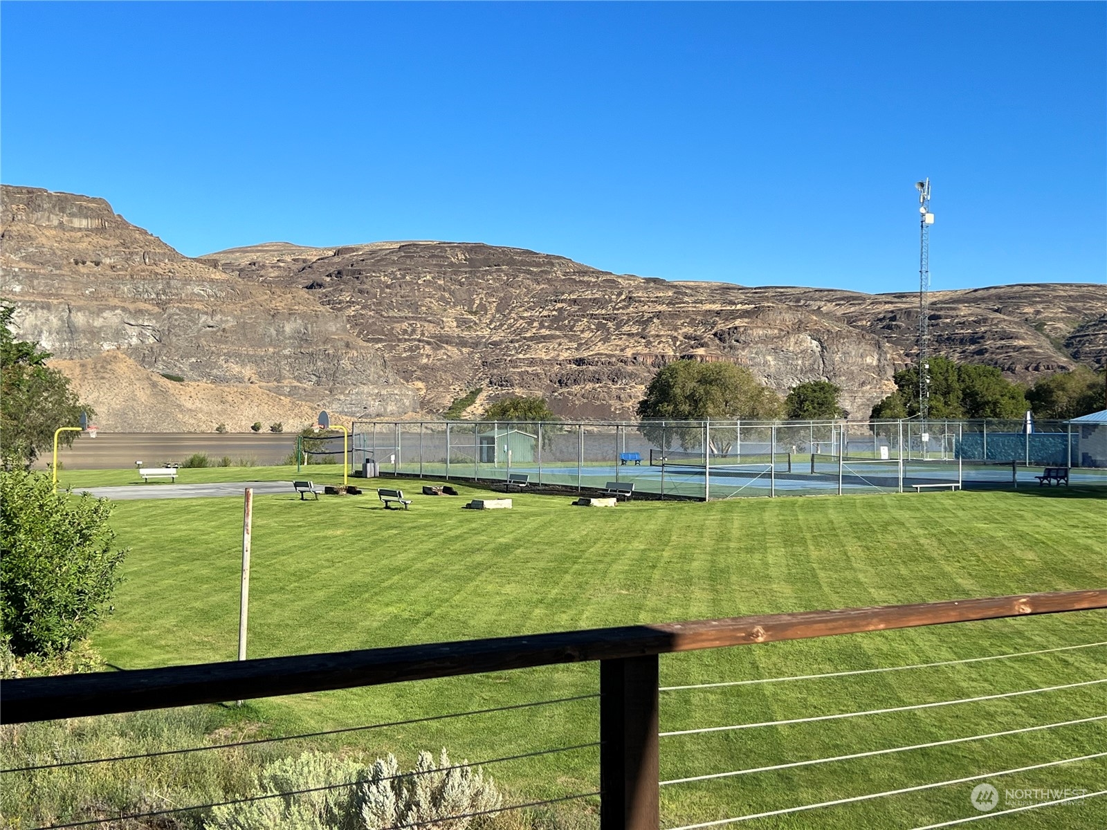 910 River Drive Quincy, WA 98848 - Photo 3 of 15