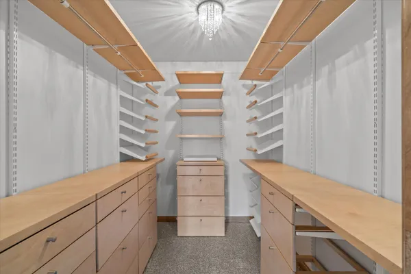 $849,900 | N31W7296 Lincoln Boulevard, Cedarburg, WI 53012