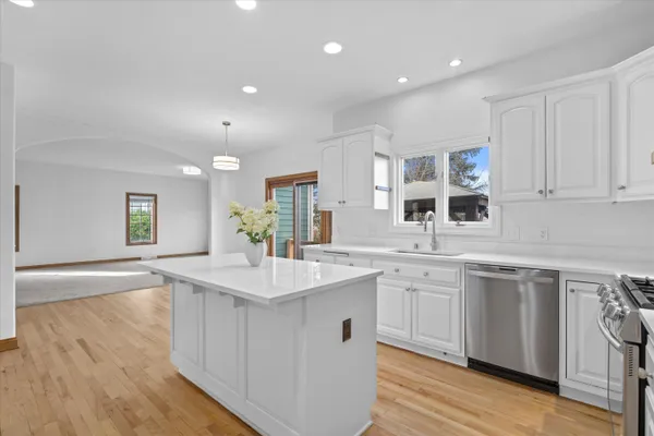 $849,900 | N31W7296 Lincoln Boulevard, Cedarburg, WI 53012