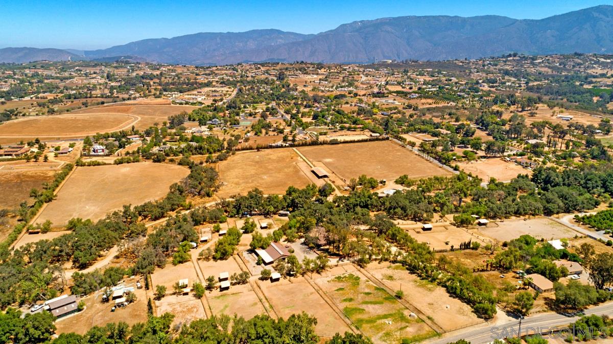 14728 Cool Valley Road Valley Center, CA 92082 - Photo 7 of 12