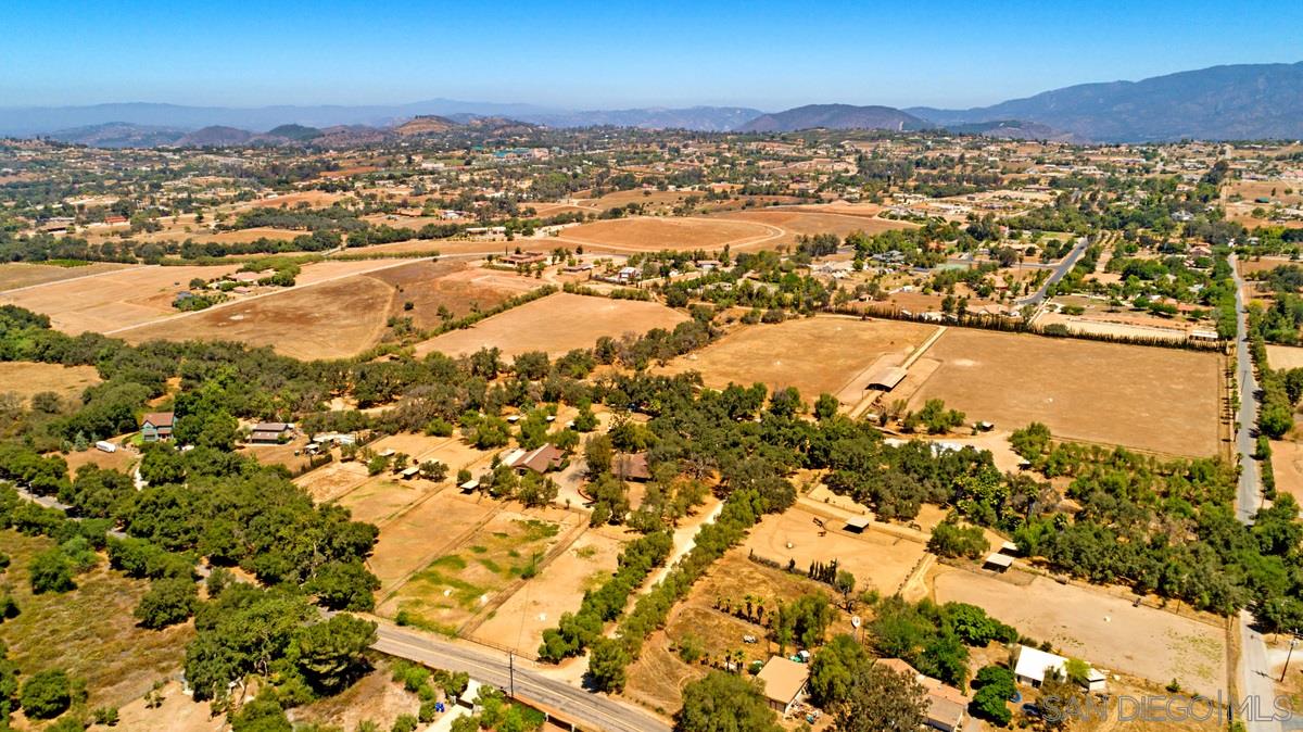 14728 Cool Valley Road Valley Center, CA 92082 - Photo 8 of 12