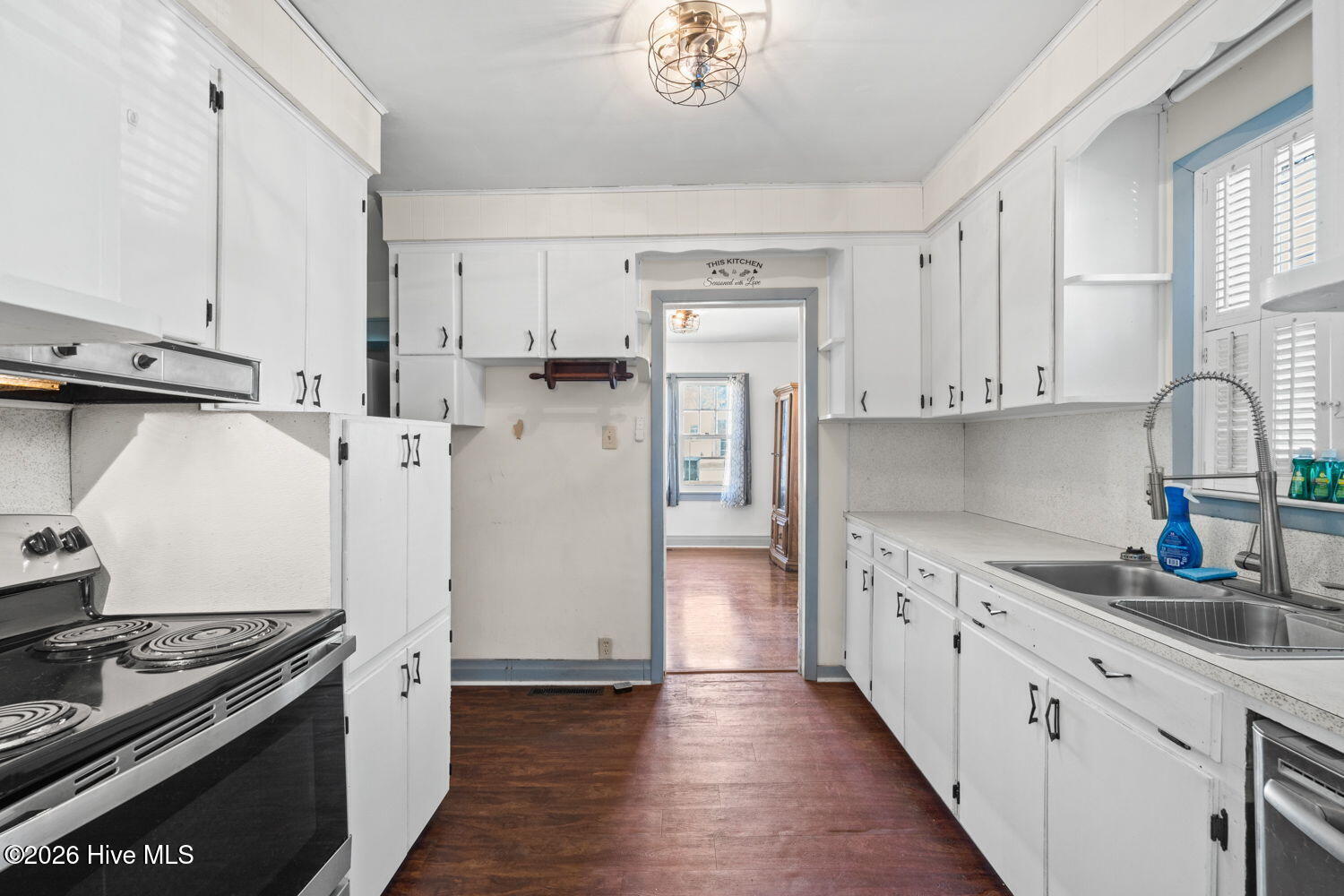 409 Hickman Road Tabor City, NC 28463 - Photo 11 of 40 18-web-or-mls-Cammediallc.com (17 of 48)